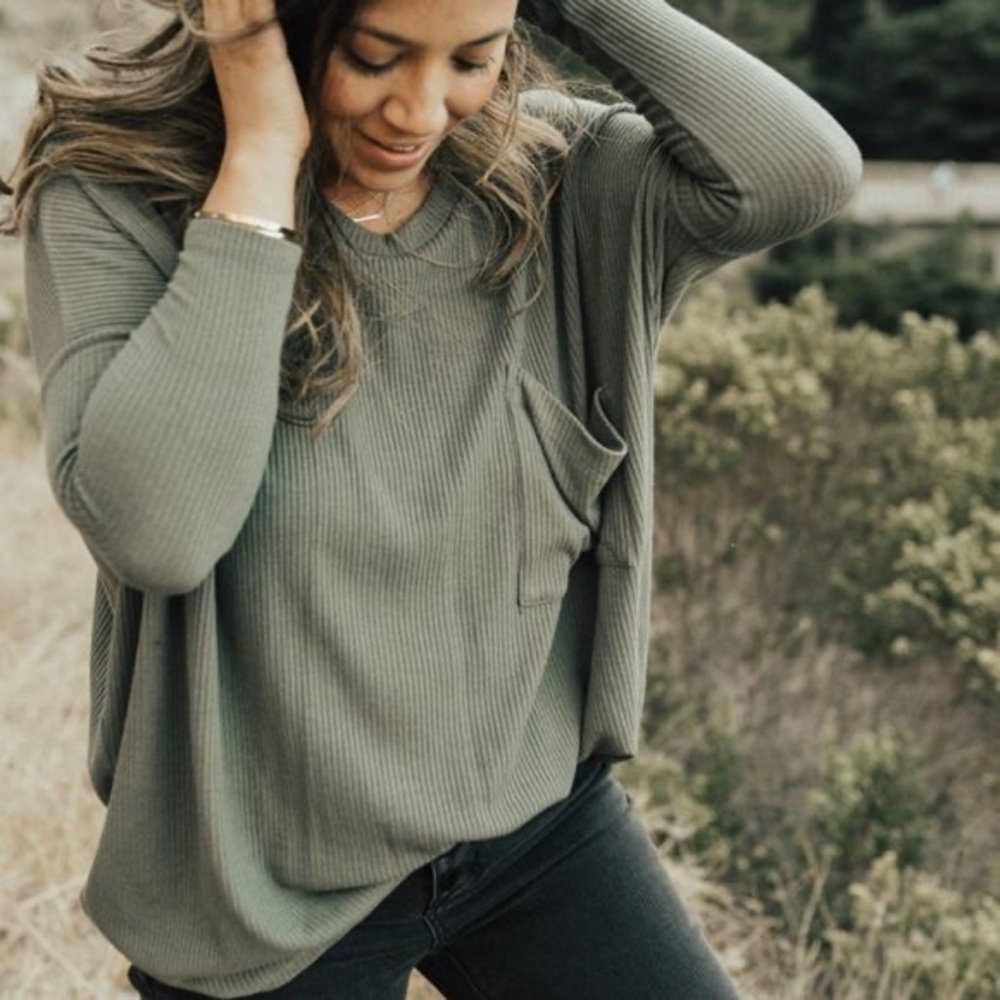 Carly Jean Los Angeles Carson Ribbed Top Olive S
